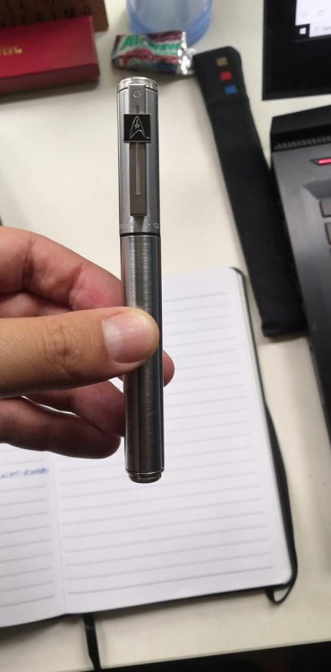 ds9 pen1.jpg