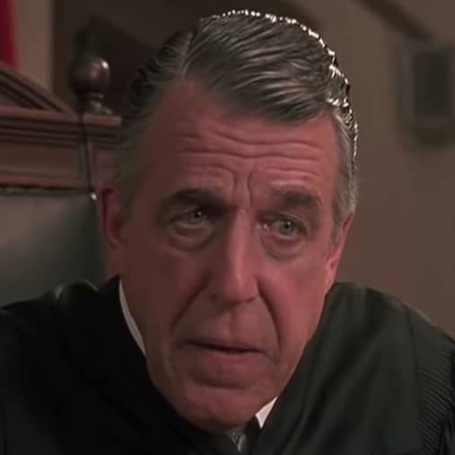 fred-gwynne-massive-jaw_orig.jpg.739880b6e3dd54be95969d989d5ab7a8.jpg