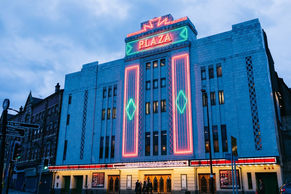 stockport-plaza-wedding-photography-rl-49.thumb.jpg.ec2288e9cb9dc7480786d48c544ded9e.jpg